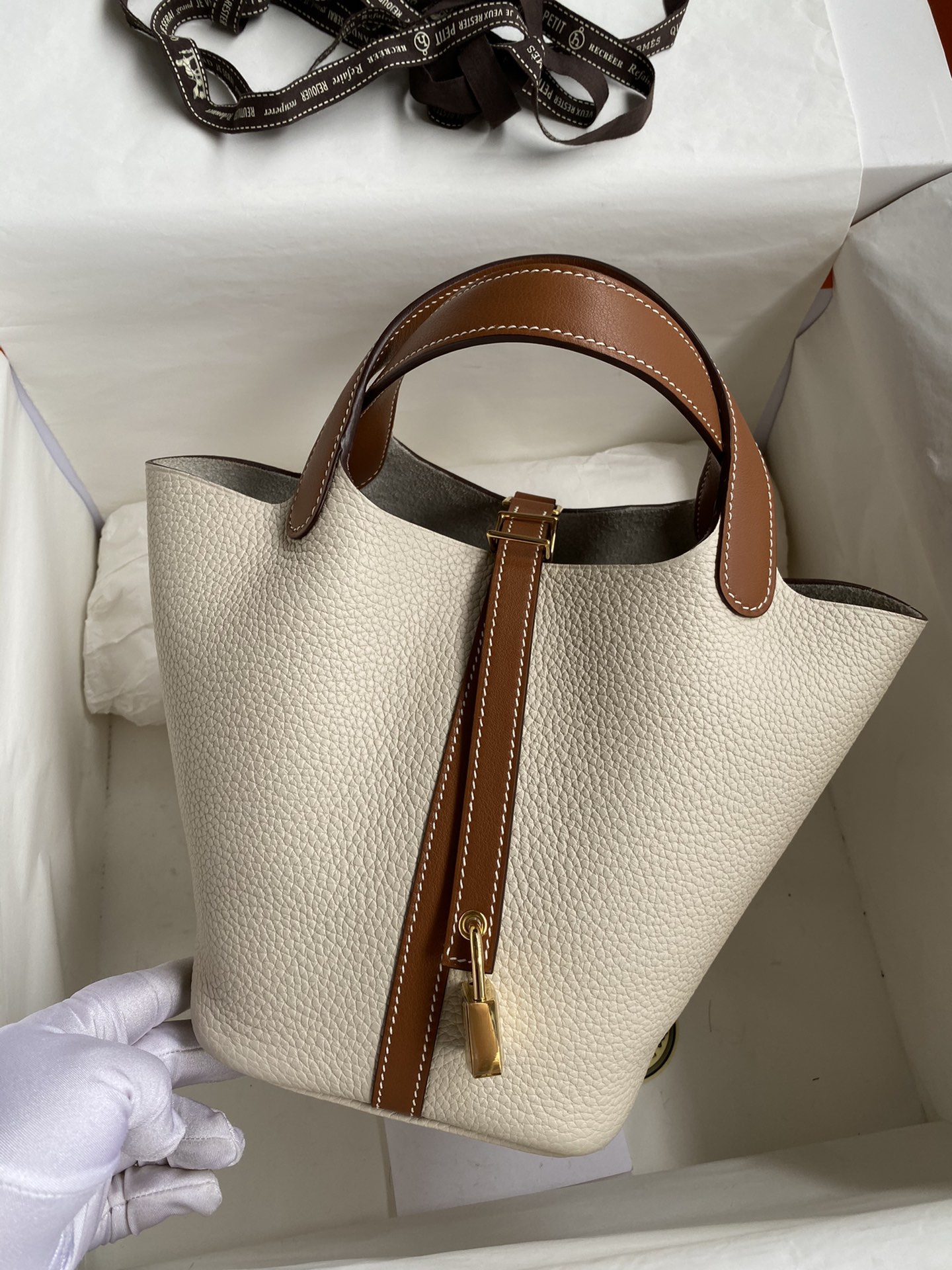 Hermes Picotin Lock 18 Bag In White/Brown Clemence Leather